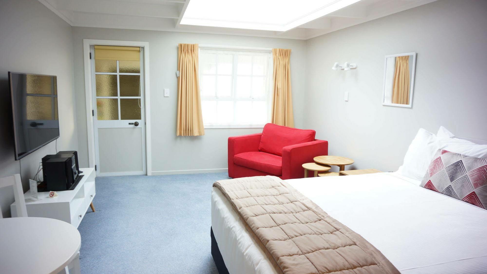 Phoenix Thermal Resort - เทาโป ภายนอก รูปภาพ